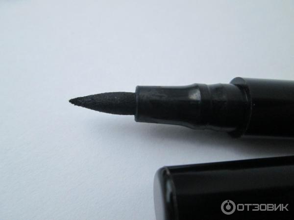 Подводка-фломастер FF Liquid Eyeliner Pen фото