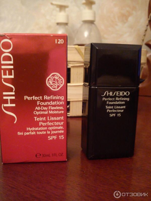 Тональный крем Shiseido Perfect Refining Foundation Teint Lissant Perfecteur SPF15 фото