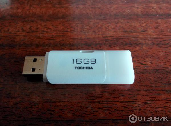 USB Flash drive TOSHIBA TransMemory 16GB фото