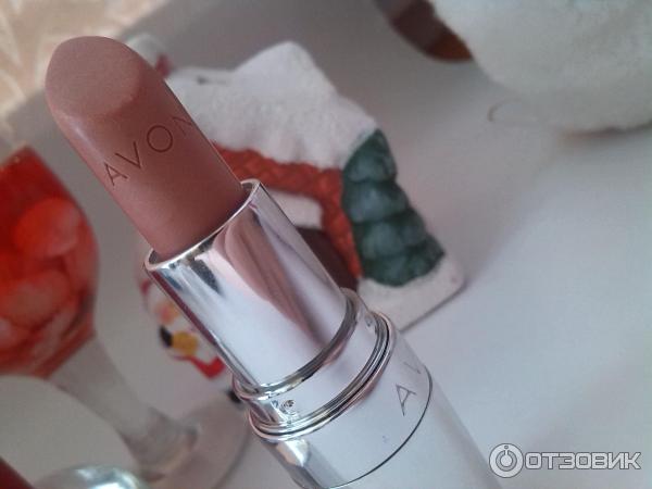 Губная помада Avon Абсолютный поцелуй фото