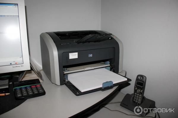 Лазерный принтер HP LaserJet 1010 фото