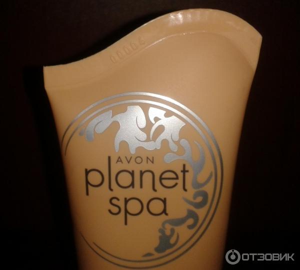 Тонизирующая маска-пленка для лица с экстрактом китайского женьшеня Avon Planet Spa Чудесное восстановление фото