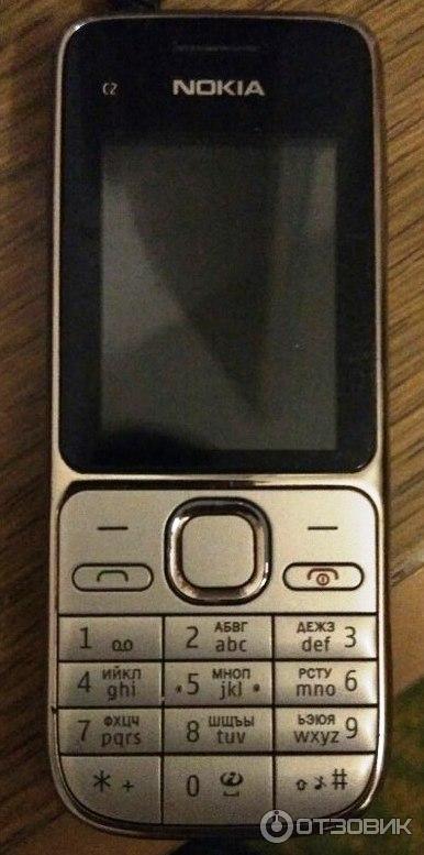 Передняя сторона Nokia c2-01