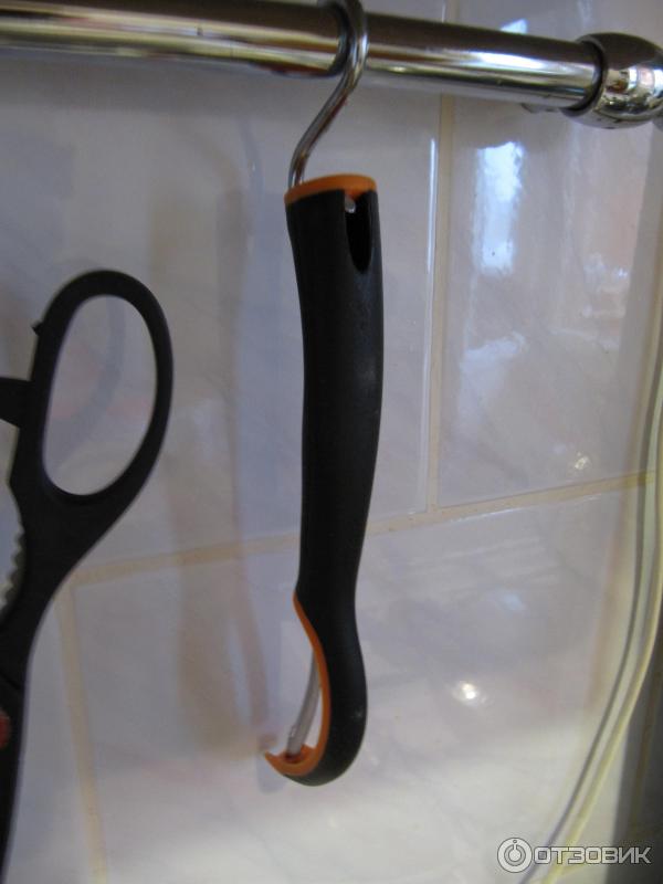 Овощечистка Fiskars фото