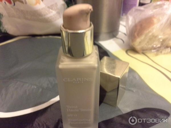 Тональный крем Clarins teint Haute Tenue SPF 15 фото