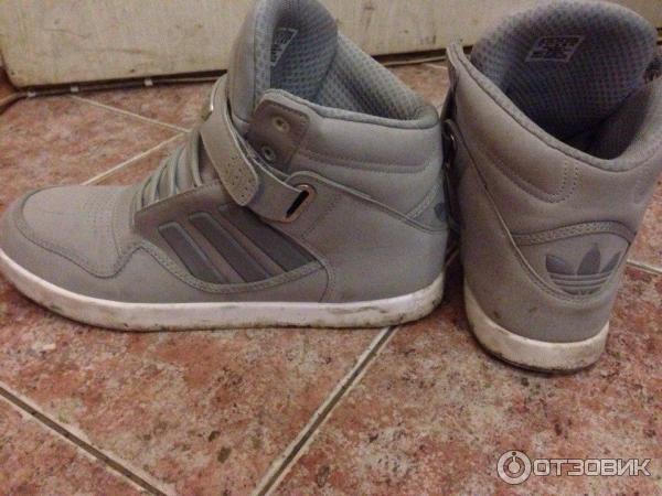 Кроссовки adidas originals AR 2.0 фото