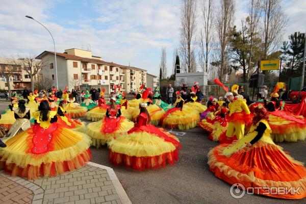 Карнавал в Кастровиллари (Италия, Калабрия) фото