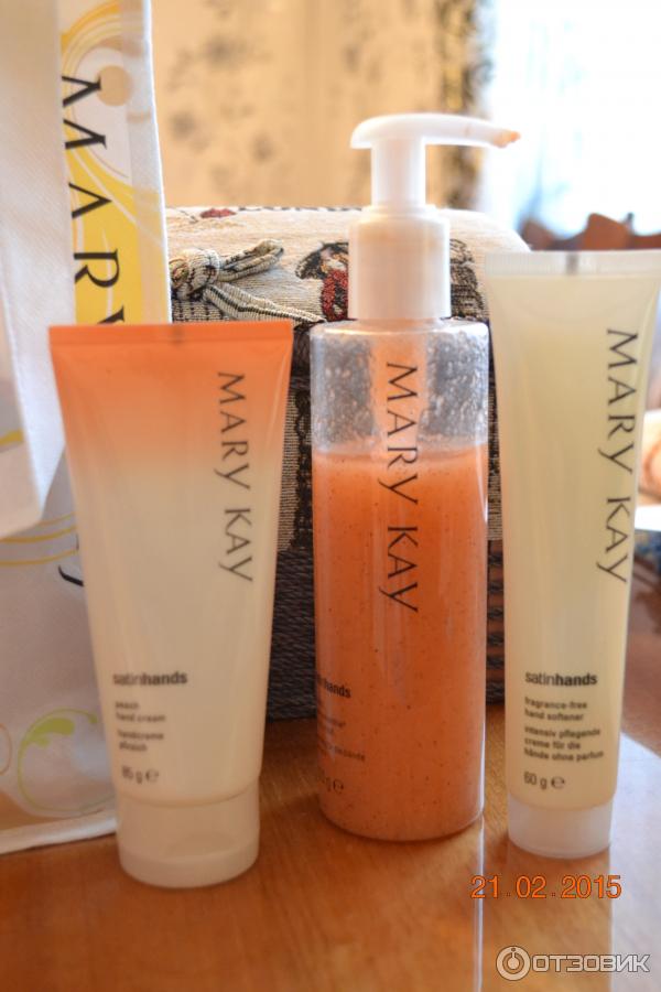 Система по уходу за кожей рук Mary Kay Satin Hands фото