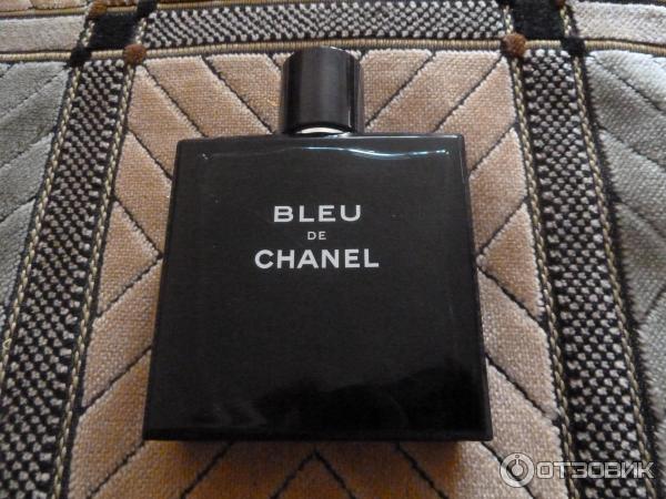 Золотое яблоко шанель мужской. Chanel Black мужские духи. Шанель мужские духи черные. Шанель мужской Парфюм черный флакон. Мужской духи Шанель 107 360.