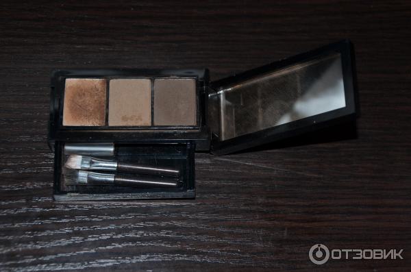 Тени для бровей Oriflame Eyebrow Kit фото