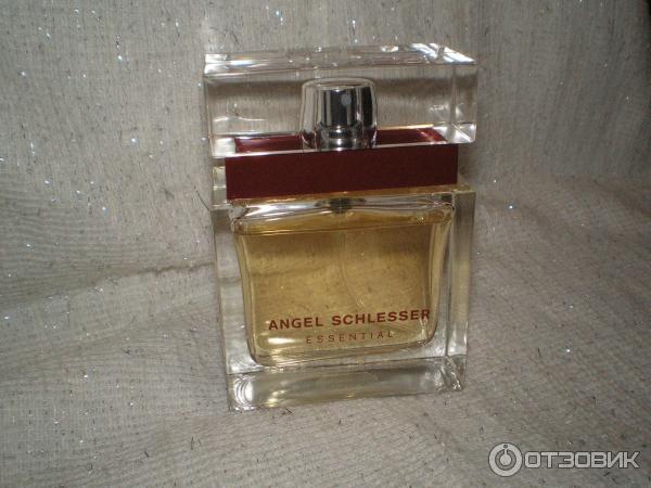 Парфюмированная вода Angel Schlesser Essential фото