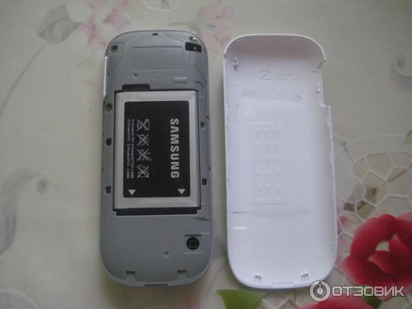 телефон Samsung Keystone 2 GT-E1202