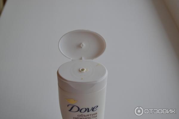 Лосьон для тела Dove Объятия нежности Увлажняющий и питательный с маслом ши фото