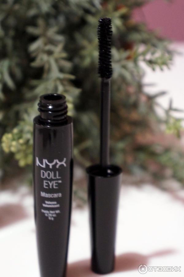 Тушь для ресниц Doll eye Mascara Volume Volumisant NYX фото