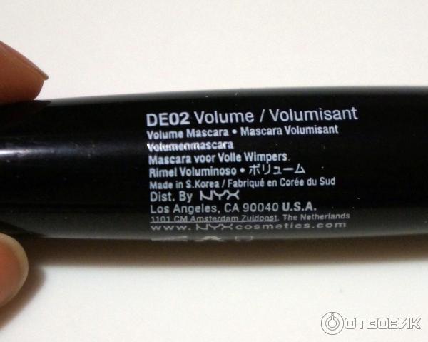 Тушь для ресниц Doll eye Mascara Volume Volumisant NYX фото