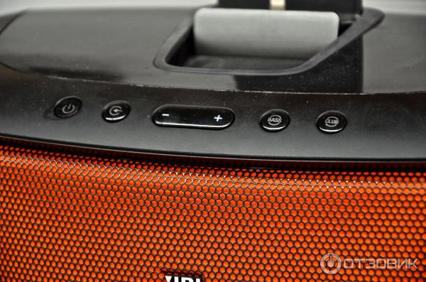 Док-станция JBL OnBeat Rumble