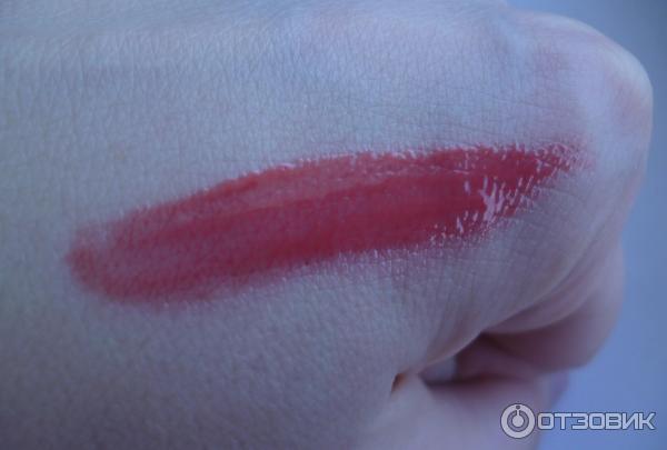 Блеск-лак для губ Catrice Made To Stay Smoothing Lip Polish фото