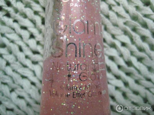 Блеск для губ Loreal Glam Shine Natural Glow