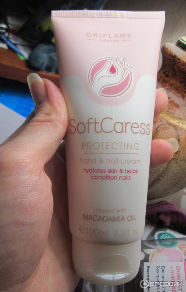 Защитный крем для рук Oriflame Нежность SoftCaress Protecting Hand&Nail Cream фото