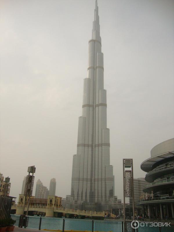 Небоскреб Burj Khalifa (ОАЭ, Дубай) фото