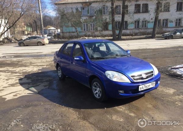 Автомобиль Lifan Breez седан фото