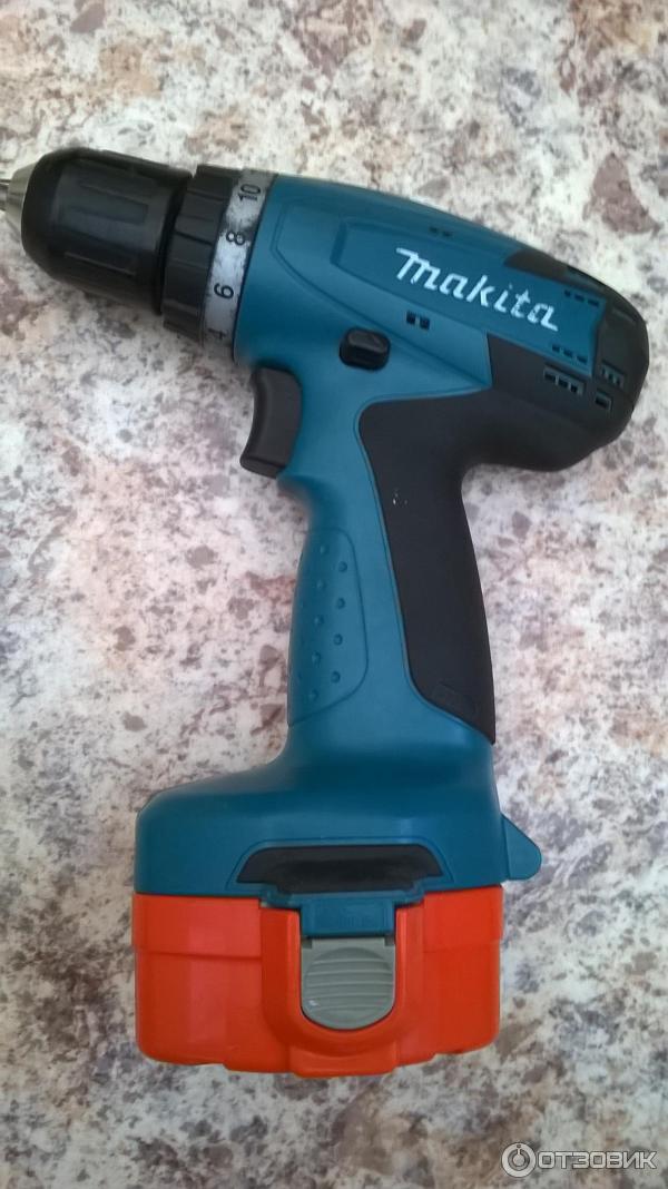 Аккумуляторная дрель-шуруповерт Makita 6281DWPE фото