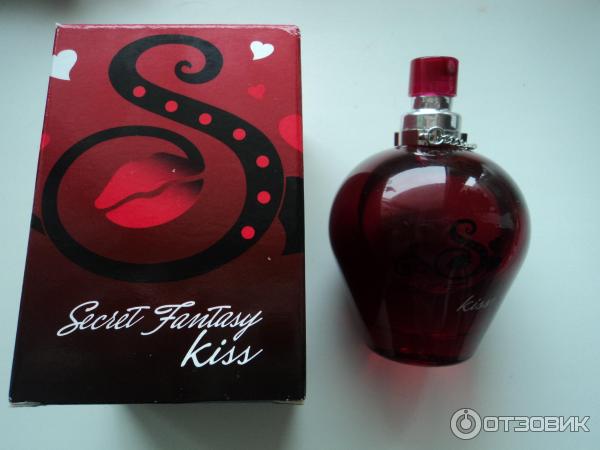 Женская туалетная вода Avon Secret Fantasy Kiss фото