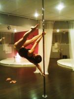 Танец на пилоне Pole Dance фото