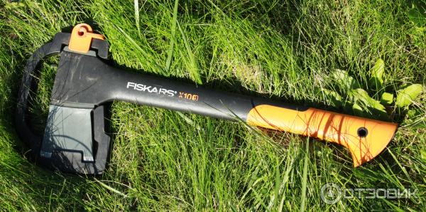 Плотницкий топор Fiskars X10 фото отзыв