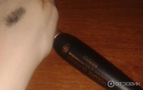 Тушь для ресниц Bourjois Volume Glamour Mascara Ultra-Volumateur фото