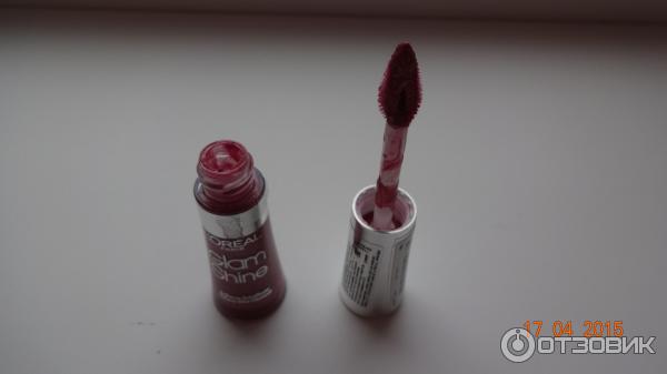 Увлажняющая блеск для губ L`Oreal Glam Shine Mercury Crystal 05 фото