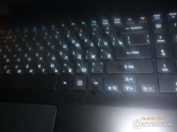 Ноутбук Acer Aspire E17 фото