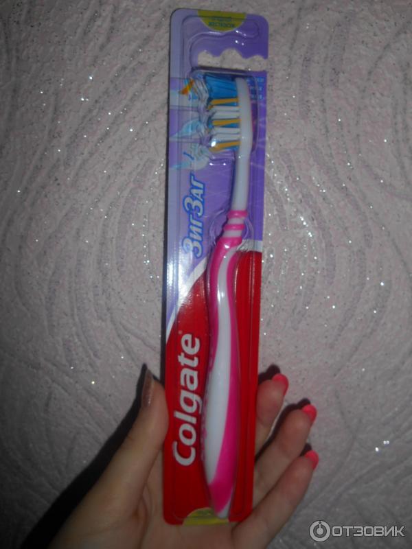 Зубная щетка Colgate ЗигЗаг фото