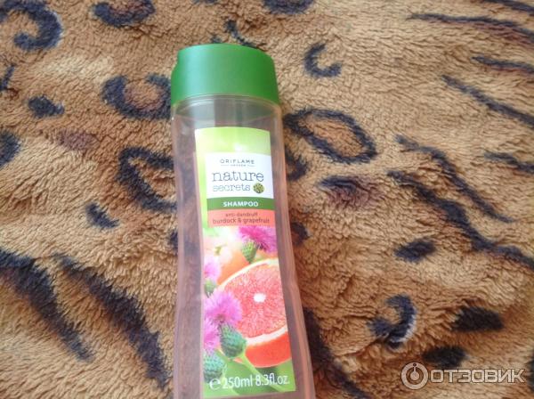 Шампунь Oriflame Nature Secrets Nature Secrets Shampoo Anti-Dandruff with Burdock & Grapefruit фото