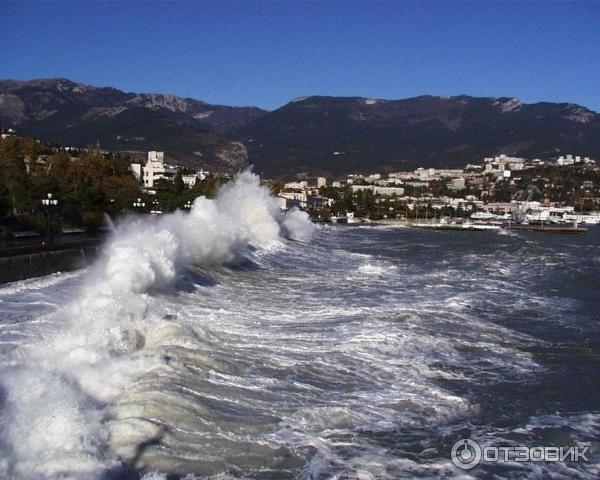 Морская прогулка на катере в Ялте (Россия, Крым) фото