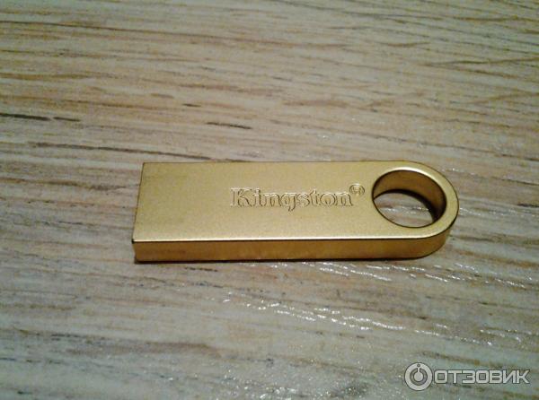 USB Flash drive Kingston DataTraveler SE9 16GB фото