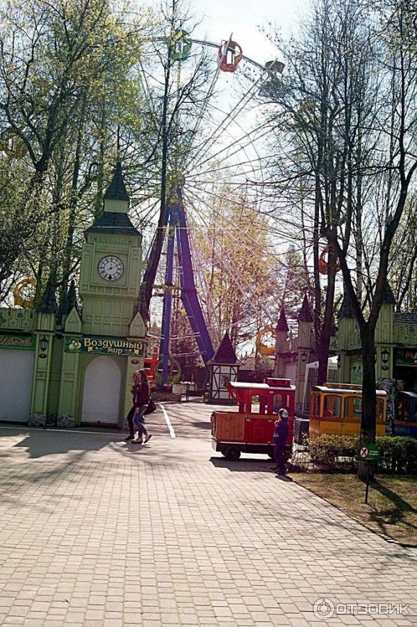 Парк горького пермь часы работы. Парк им Горького Пермь. Г Пермь парк Горького. Парк Горького Пермь аттракционы. Парк Горького Пермь колесо обозрения.