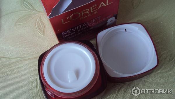 Крем лифтинг-уход L'Oreal Paris Revitalift лицо, контуры и шея фото