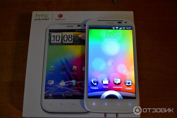 Смартфон HTC Sensation XL фото