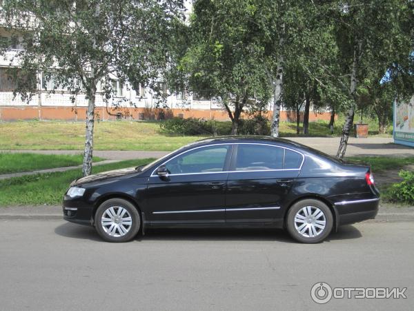 Автомобиль Volkswagen Passat В6 седан фото