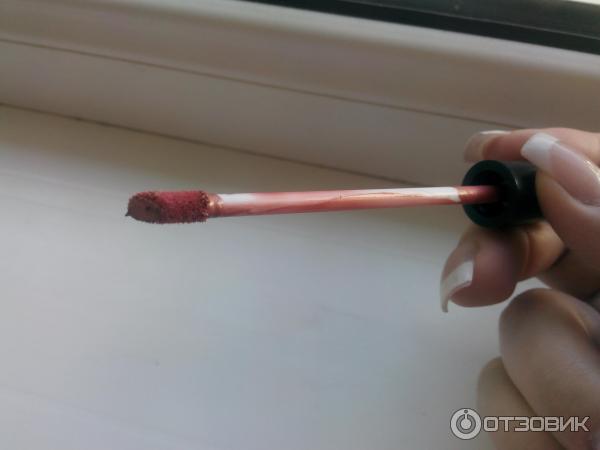 Стойкая помада Long Lasting Lip Gloss