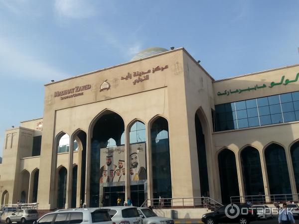 ТОП-10 местных рынков и базаров для приобретения сувениров и товаров в Абу-Даби