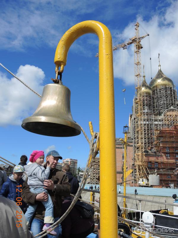 Экскурсия на паруснике МИР в Архангельске