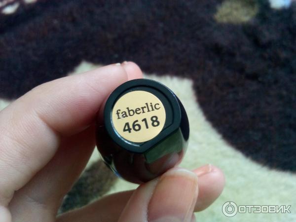 Увлажняющая губная помада Faberlic CC Увлажнение в цвете фото