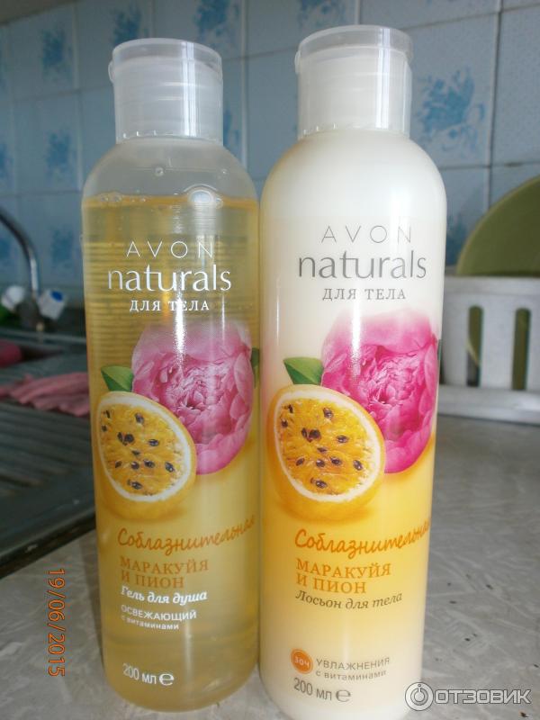 Гель для душа Avon Naturals Соблазнительная маракуйя и пион фото