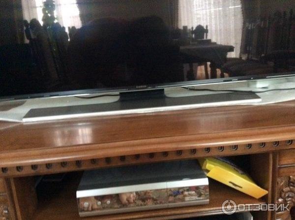 LCD-телевизор Samsung UE-65HU8500 фото