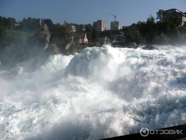 Рейнский водопад (Швейцария) фото