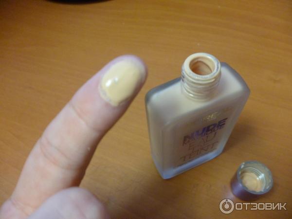 Тональный крем LOreal Nude Magique Eau De Teint