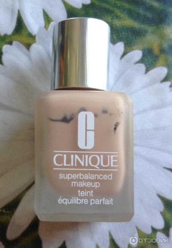 Тональный крем Clinique Superbalanced Makeup