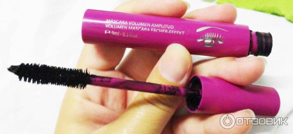 Тушь для ресниц Yves Rocher Lash Plumping Mascara Waterproof фото